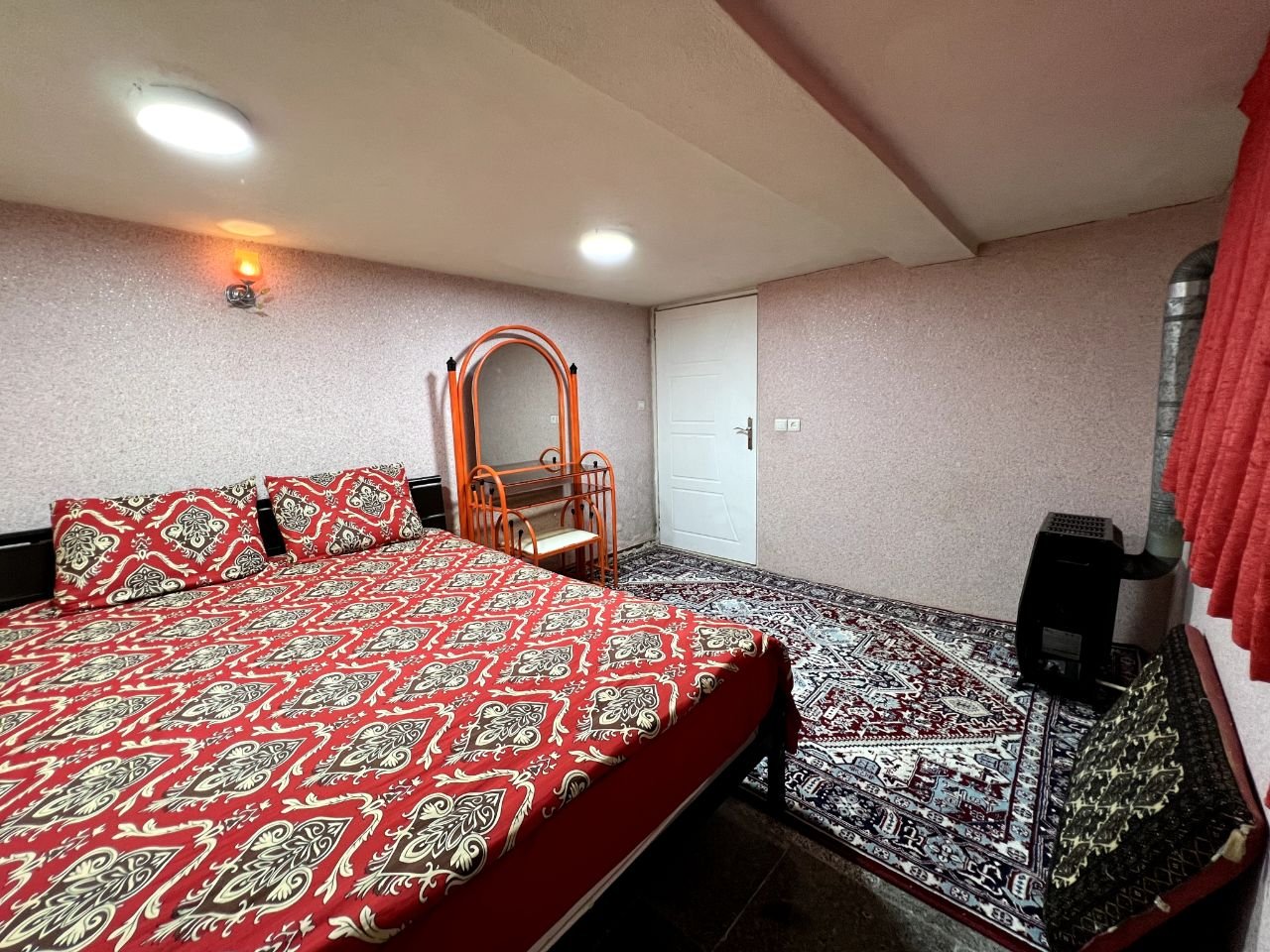 سوئیت یک خوابه حلاجیان