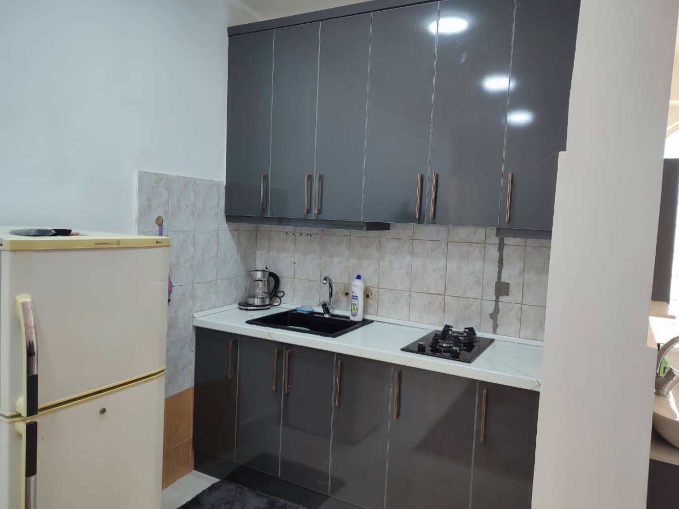 آپارتمان یک خوابه ساحلی صدف چابهار