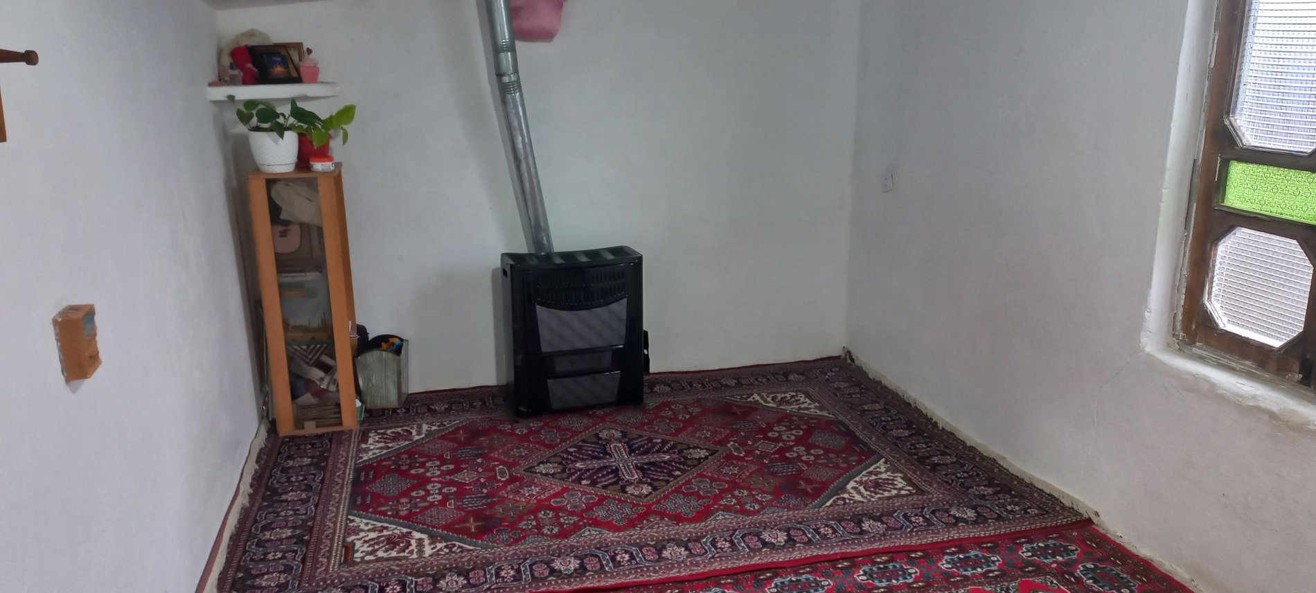 کلبه دوخوابه سنتی روجین 1