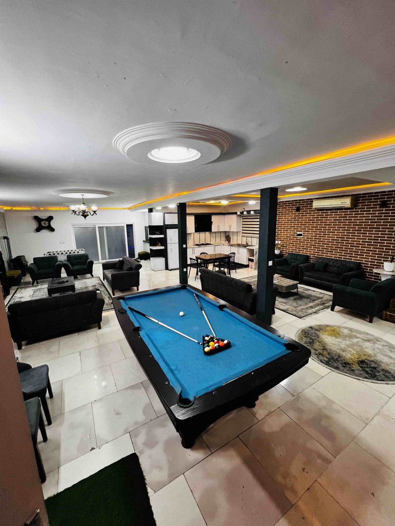 ویلا چهارخوابه استخردار آبگرم خط دریا