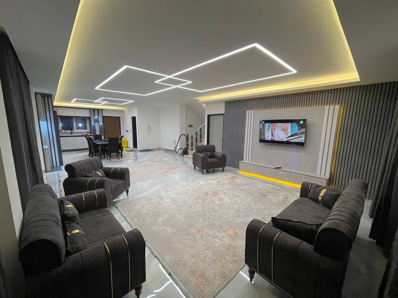 چهارخوابه دوبلکس استخردار آبگرم پورامینی