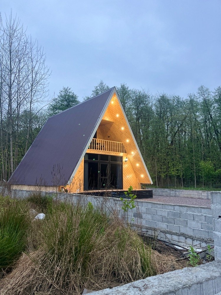 کلبه کلبه چوبی آیریک گیسوم