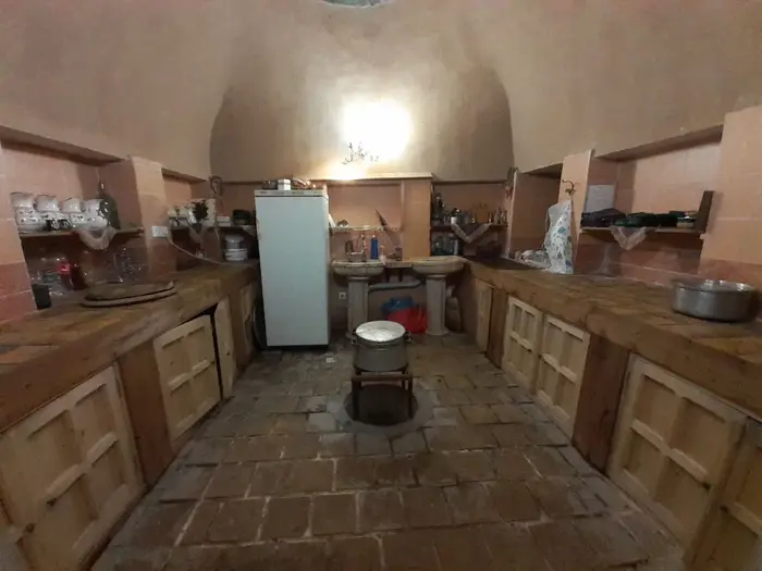 اقامتگاه سنتی مهروماه کرکس - واحد 1