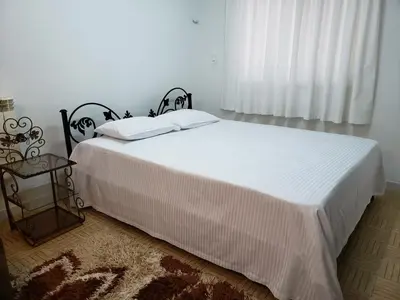 سوئیت فلت آداک 1