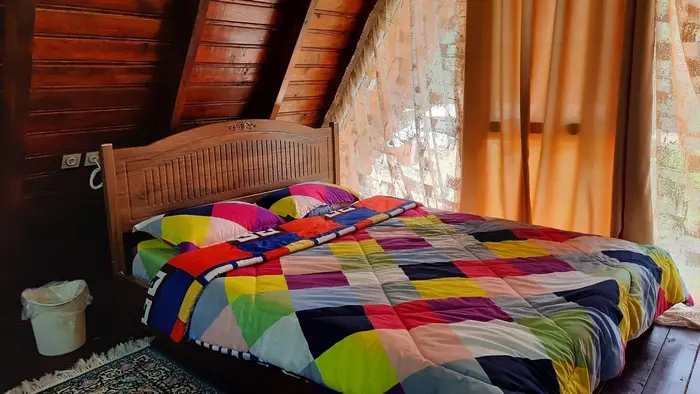 کلبه یک خوابه سوئیسی قلعه رودخان