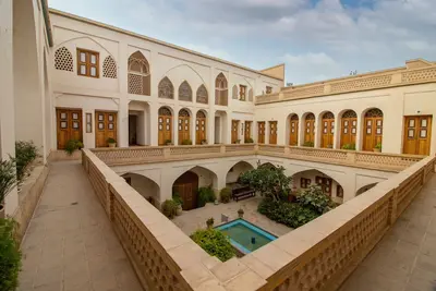 اقامتگاه سنتی احسان واحد دوتخته گوشواره ۱۰۱