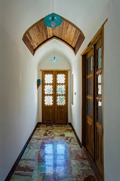 اقامتگاه سنتی سه کنجی - واحد سه تخته