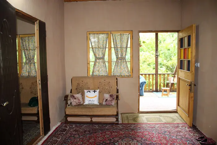 بوم گردی حاج رضا - واحد پایین خانه