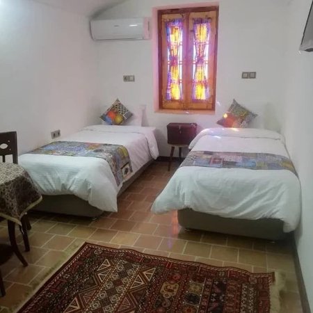 اقامتگاه سنتی عمارت مالمیر - واحد آذین