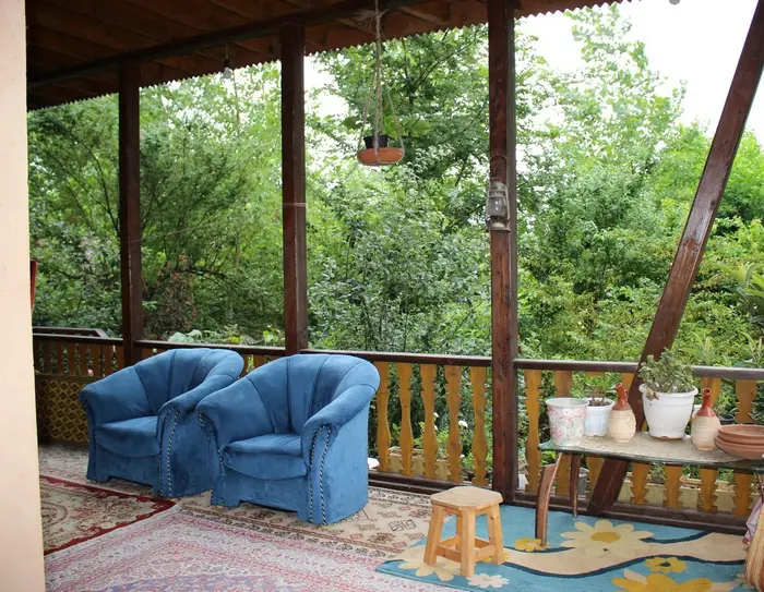 بوم گردی حاج رضا - واحد پایین خانه