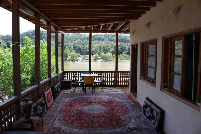 بوم گردی شاه ماهی - واحد استخر ۱