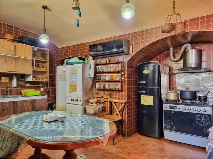 اقامتگاه سنتی سهراب - واحد پروین