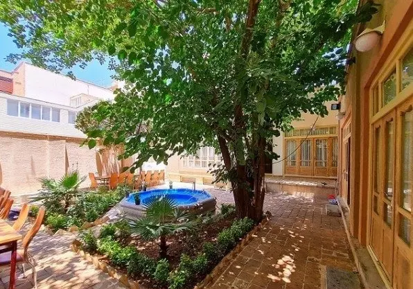 اقامتگاه سنتی بیتوته - واحد سوسن 5