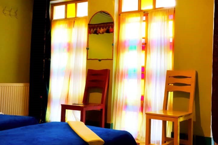 بومگردی هفت رنگ - واحد سه تخته طبقه اول