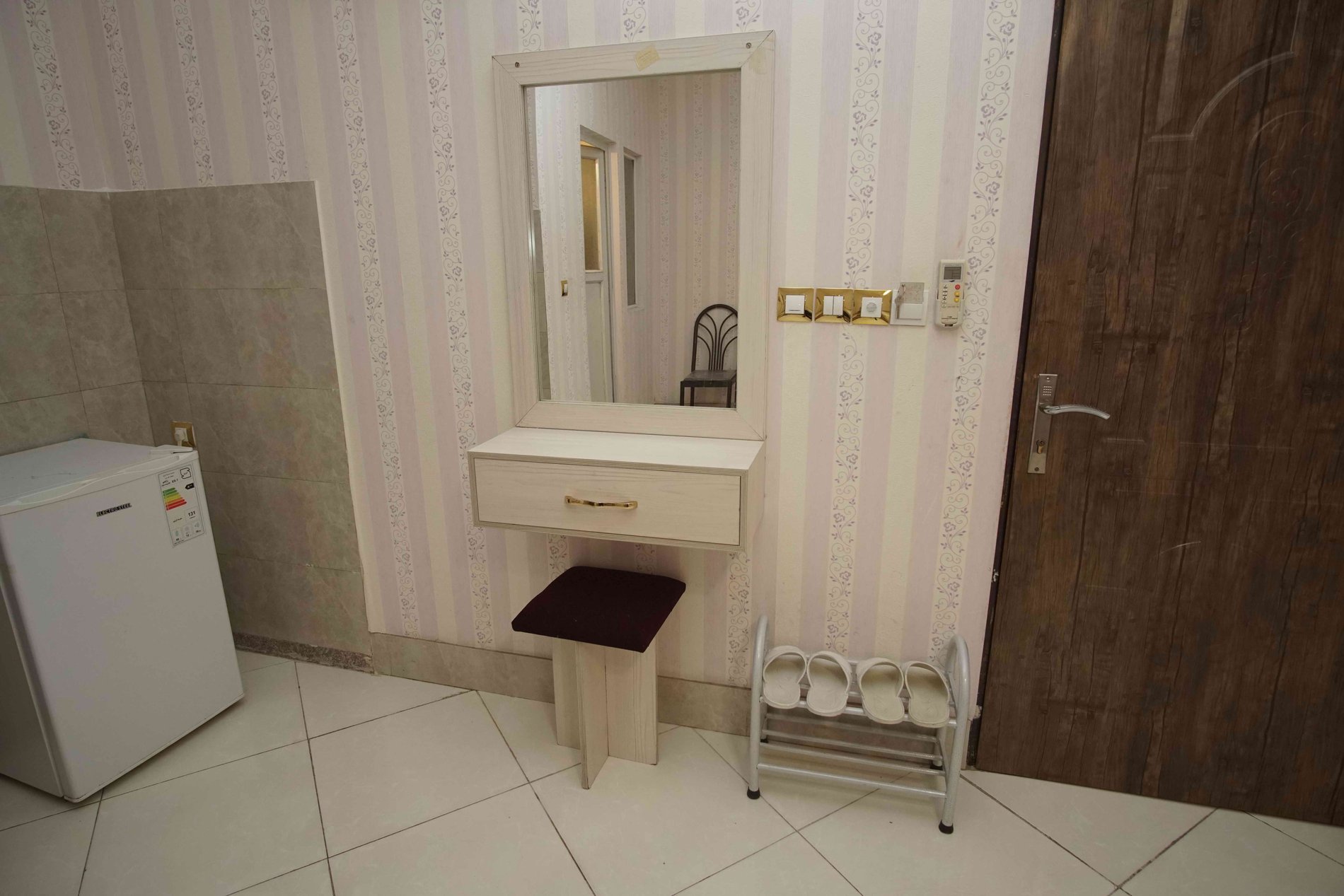 مجتمع اقامتی نیکداد - واحد دوتخته ۴