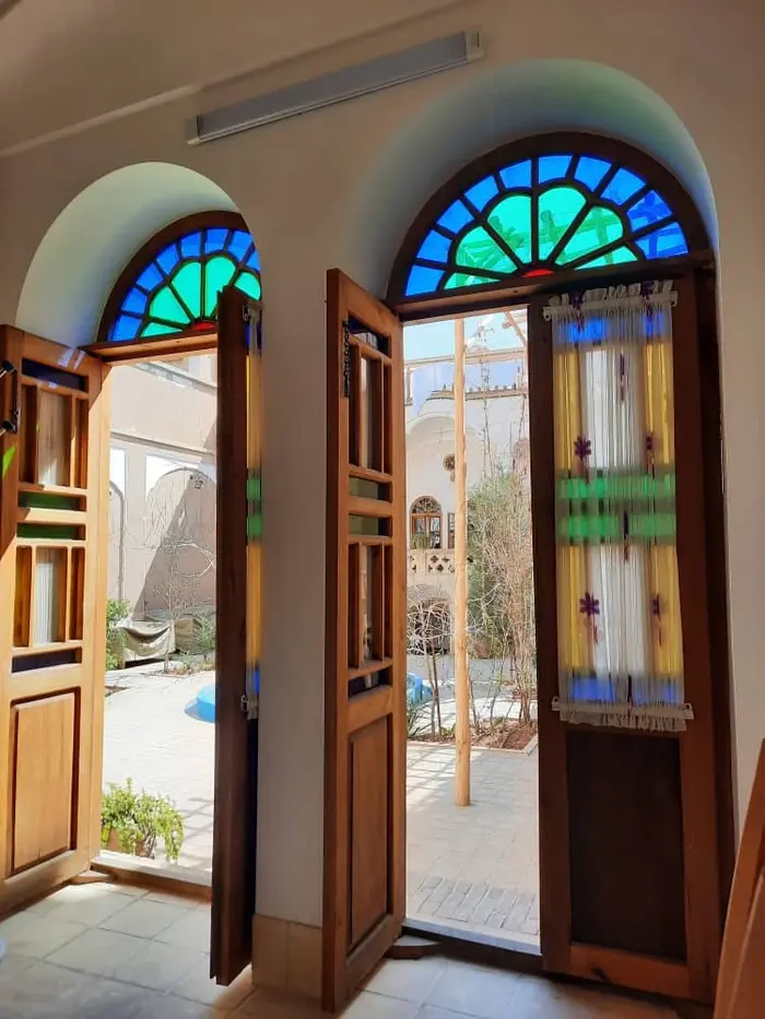 اقامتگاه سنتی خانه پارسی - واحد سه تخته