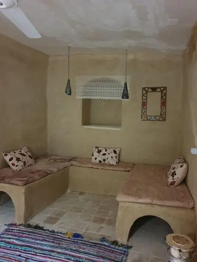 بومگردی قلعه تاریخی کریم خان - واحد بی بی ناز 11