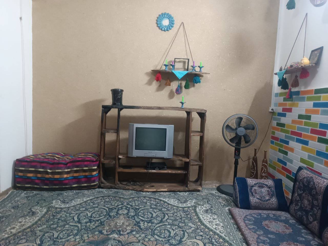 بومگردی چشم جهان - واحد خاتون ۳