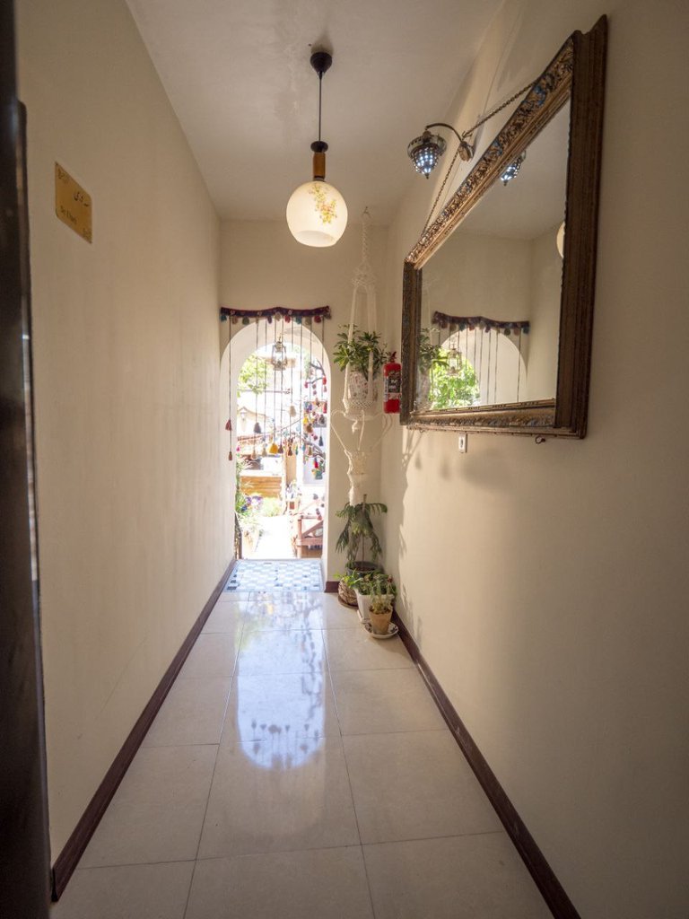 اقامتگاه سنتی ترنجستان - واحد سه دری