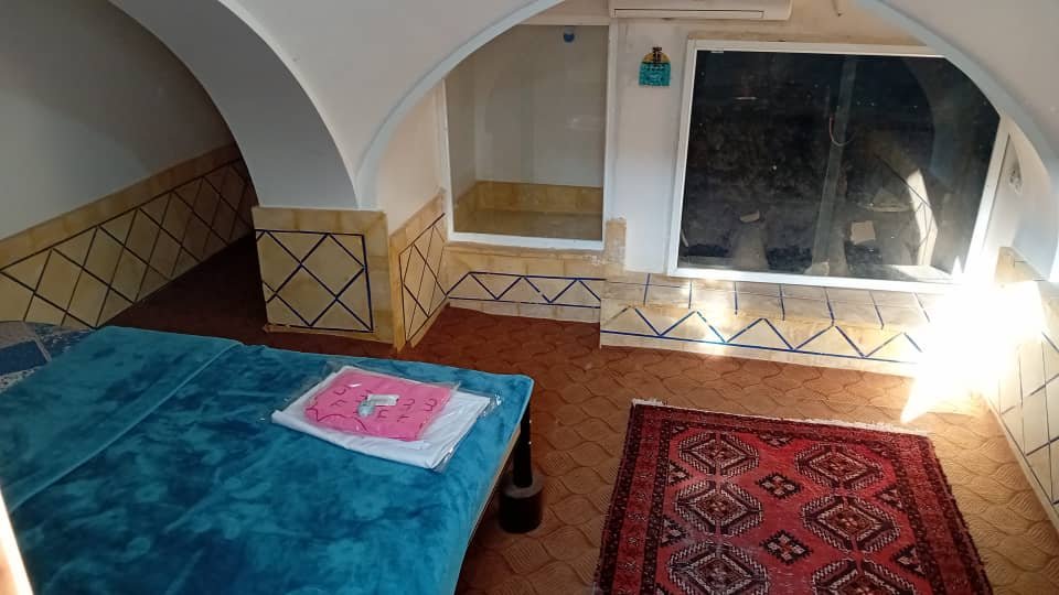 اقامتگاه سنتی صادقی - واحد درب یلان