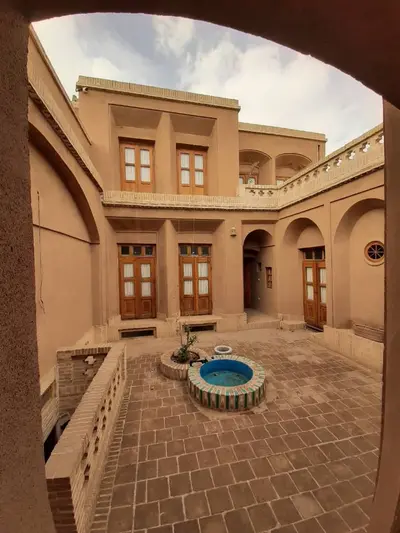 بومگردی کیجا - واحد ۱