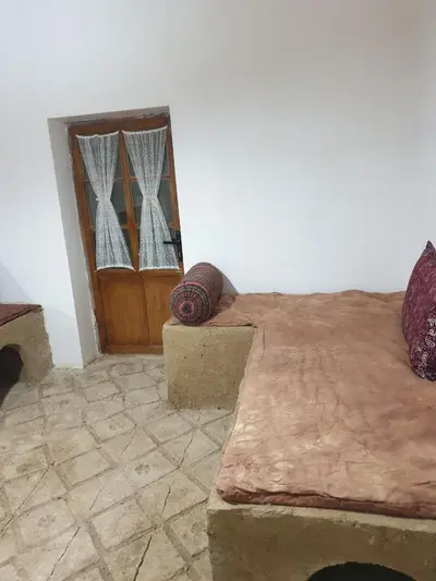 بومگردی قلعه تاریخی کریم خان - واحد ماشالله خانوم 3