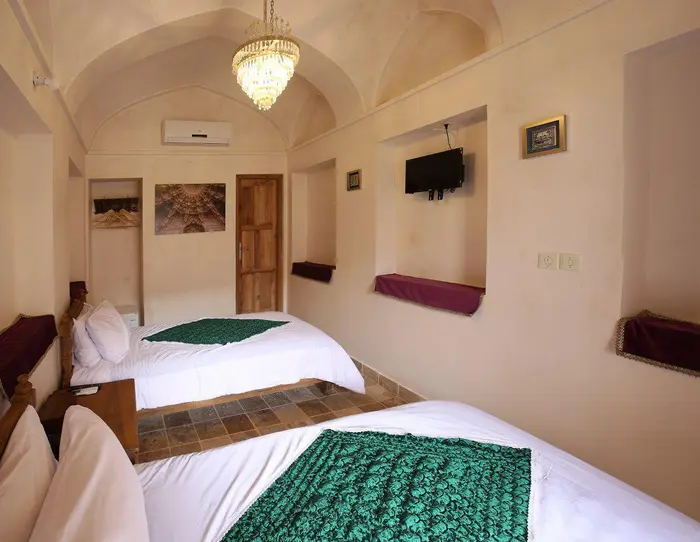 اقامتگاه سنتی خانه ادیب - واحد تویین ۲