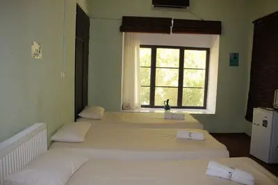 بومگردی خانه باغ ایرانی - واحد سهراب سپهری