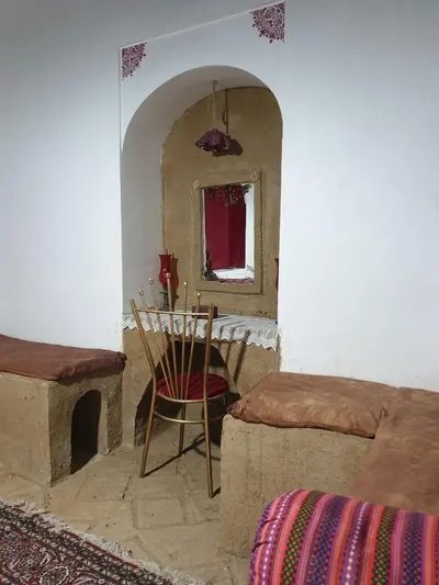 بومگردی قلعه تاریخی کریم خان - واحد جهانشاه خان ۲