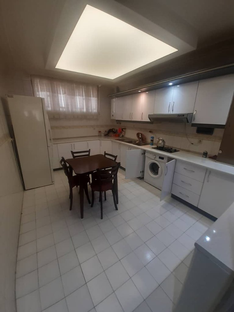 آپارتمان دوخوابه سید 1 بزرگمهر