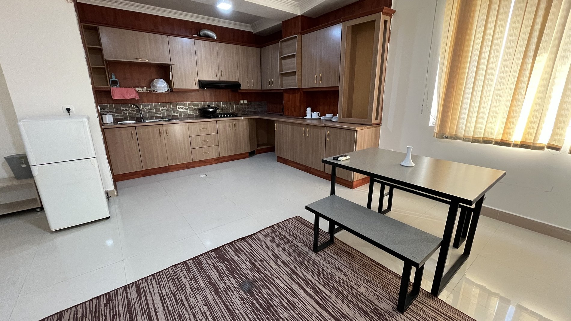 آپارتمان دوخوابه سامان  ۱