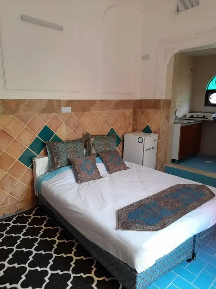 بوم گردی عطاالدوله شیراز - واحد دوتخته 2