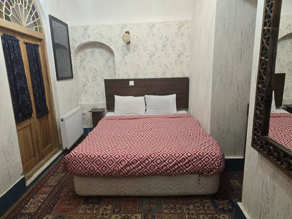 اقامتگاه سنتی ترنج سبز - واحد دابل 106