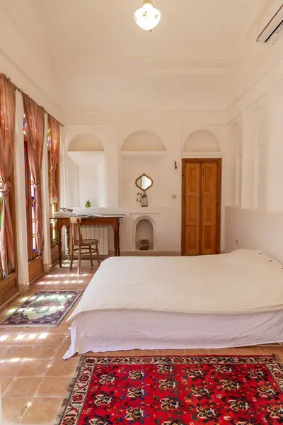 اقامتگاه سنتی خانه هنر یزد - واحد مرمر