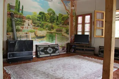 بومگردی شاه ماهی - واحد استخر 3