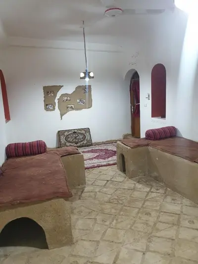 بومگردی قلعه تاریخی کریم خان - واحد ماشالله خانوم 3