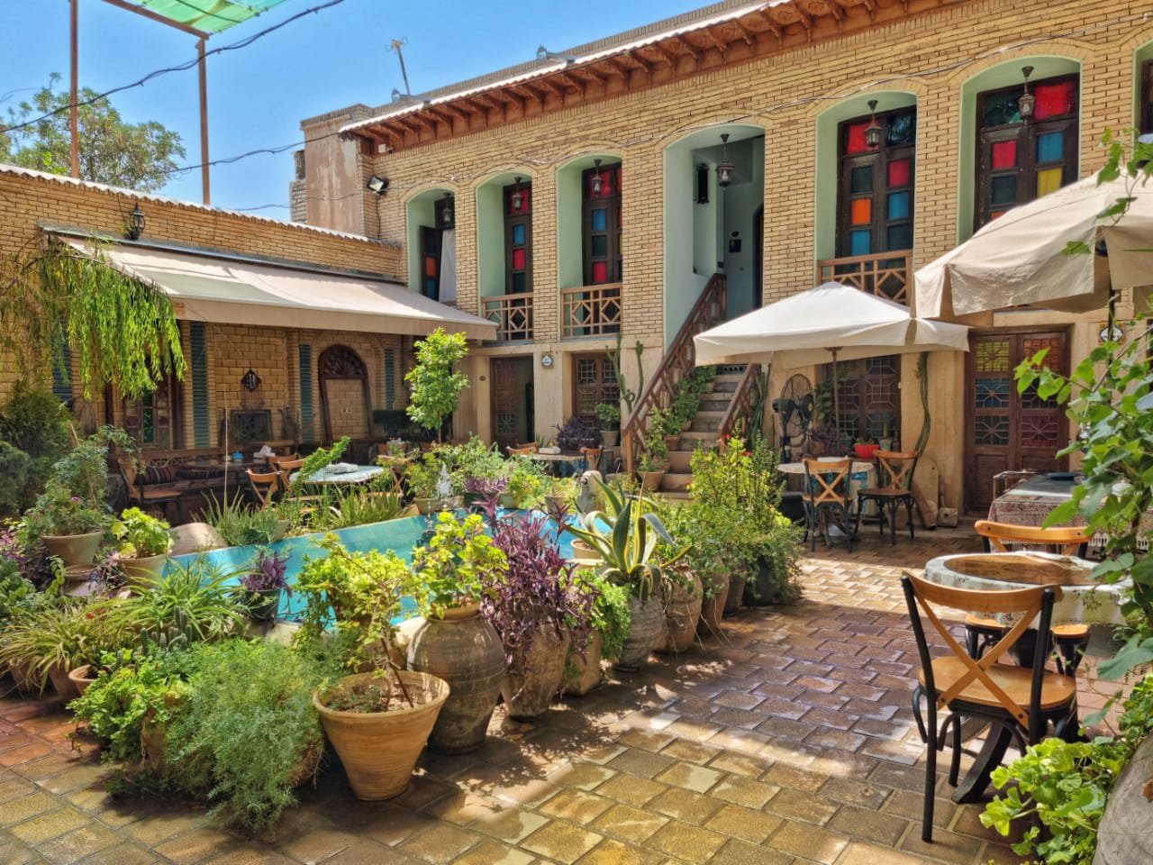 سهراب - واحد پروین