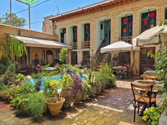 اقامتگاه سنتی سهراب - واحد اخوان