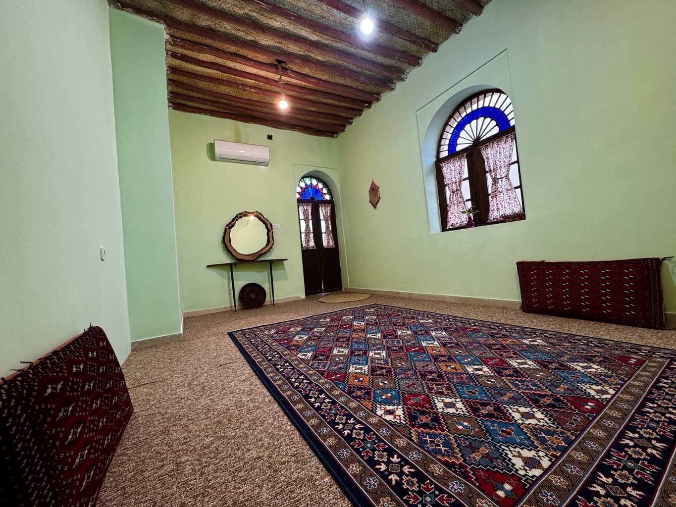 بوم گردی بندرگاه - واحد هزارمردان