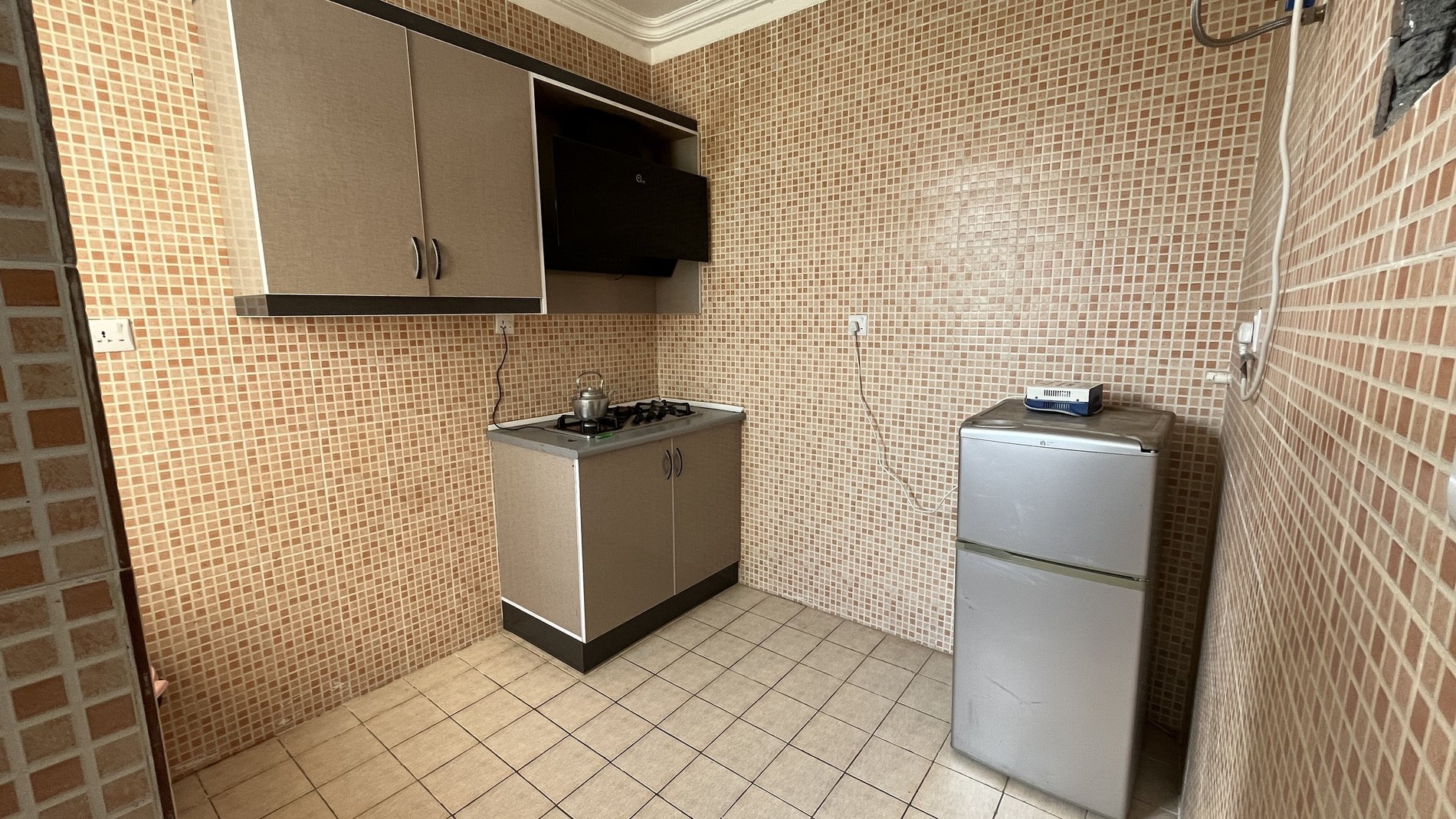 دوخوابه گلشهر واحد 4