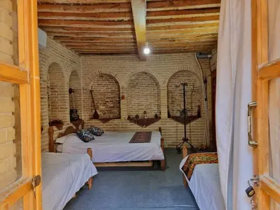 اقامتگاه سنتی نارنج - واحد ارغوان