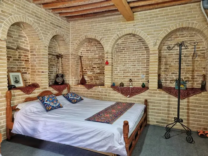 اقامتگاه سنتی نارنج - واحد ارغوان