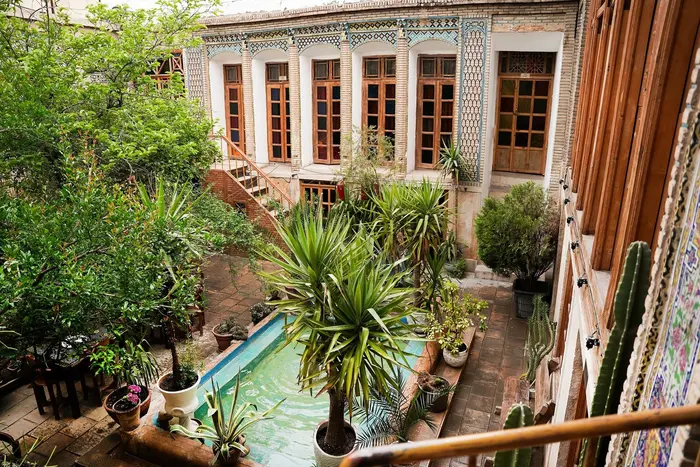 اقامتگاه سنتی طاها - واحد اهلی 105