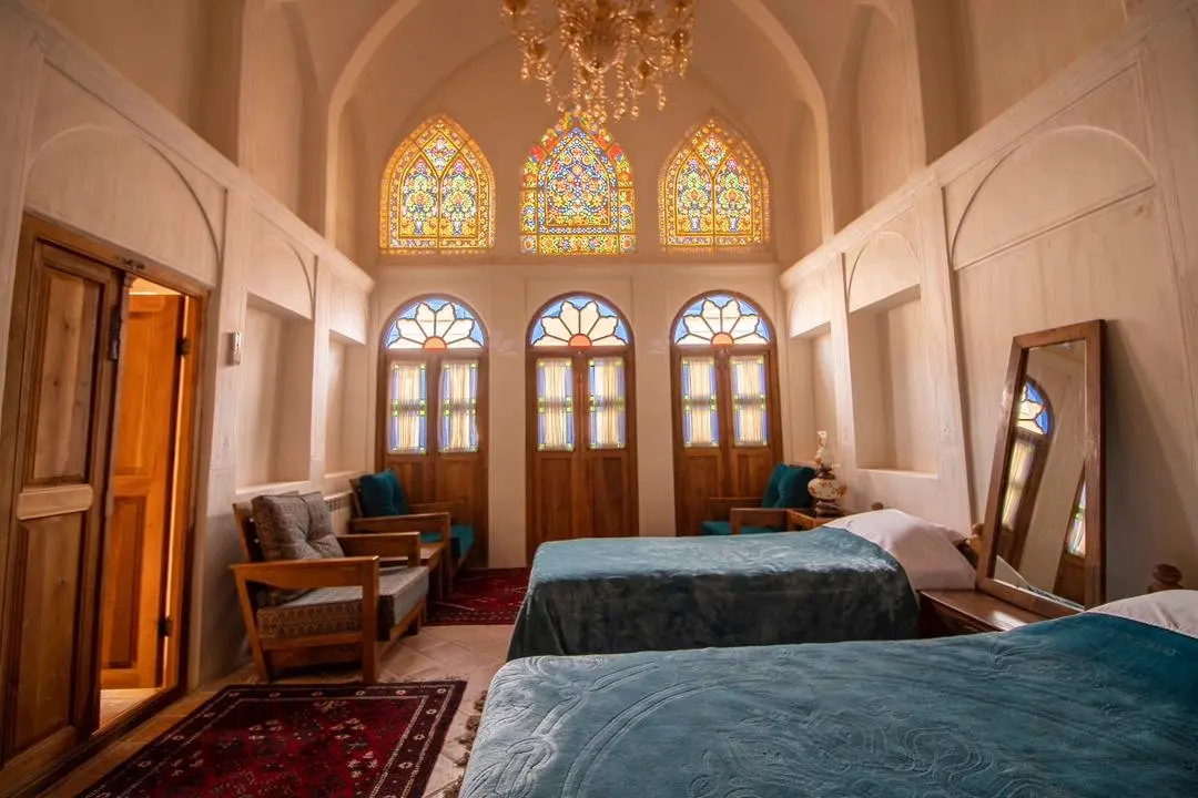 اقامتگاه سنتی احسان واحد سه تخته شاه نشین ۱۰۵