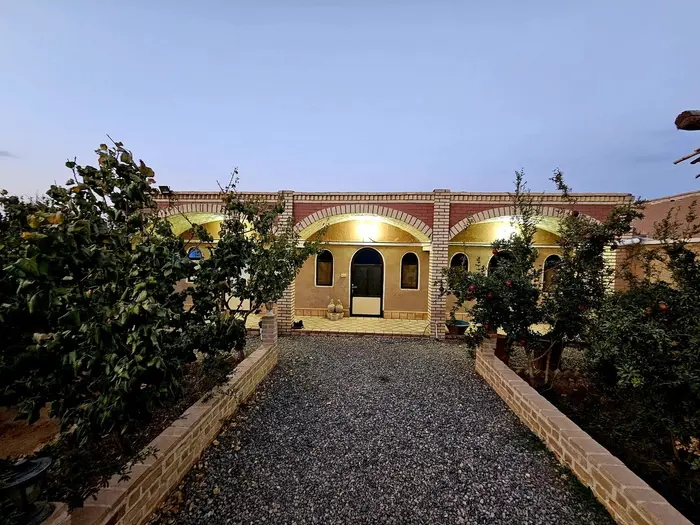 بوم گردی شب های کاغذی - واحد 2