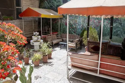 مسافرخانه نارنجستان - واحد دوتخته 4