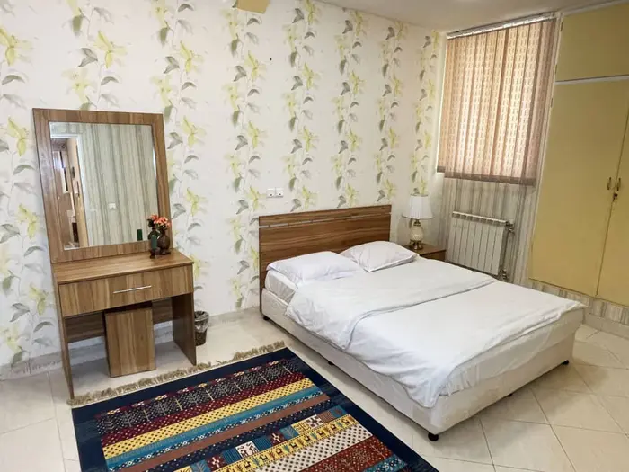 آپارتمان دوخوابه شهید رجایی واحد 7