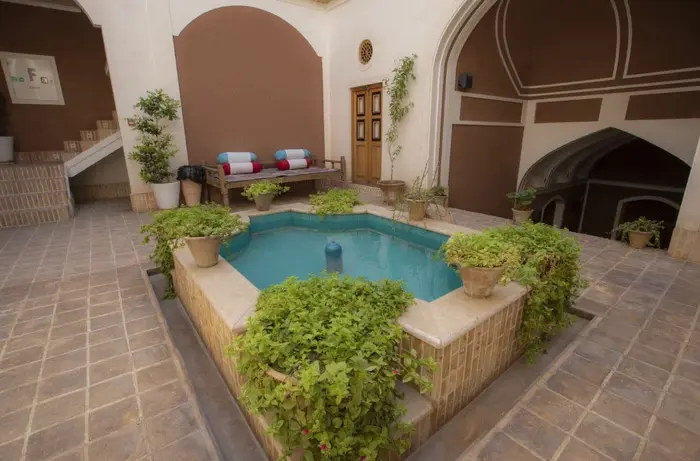 اقامتگاه سنتی بابا افضل - واحد ۲۰۲