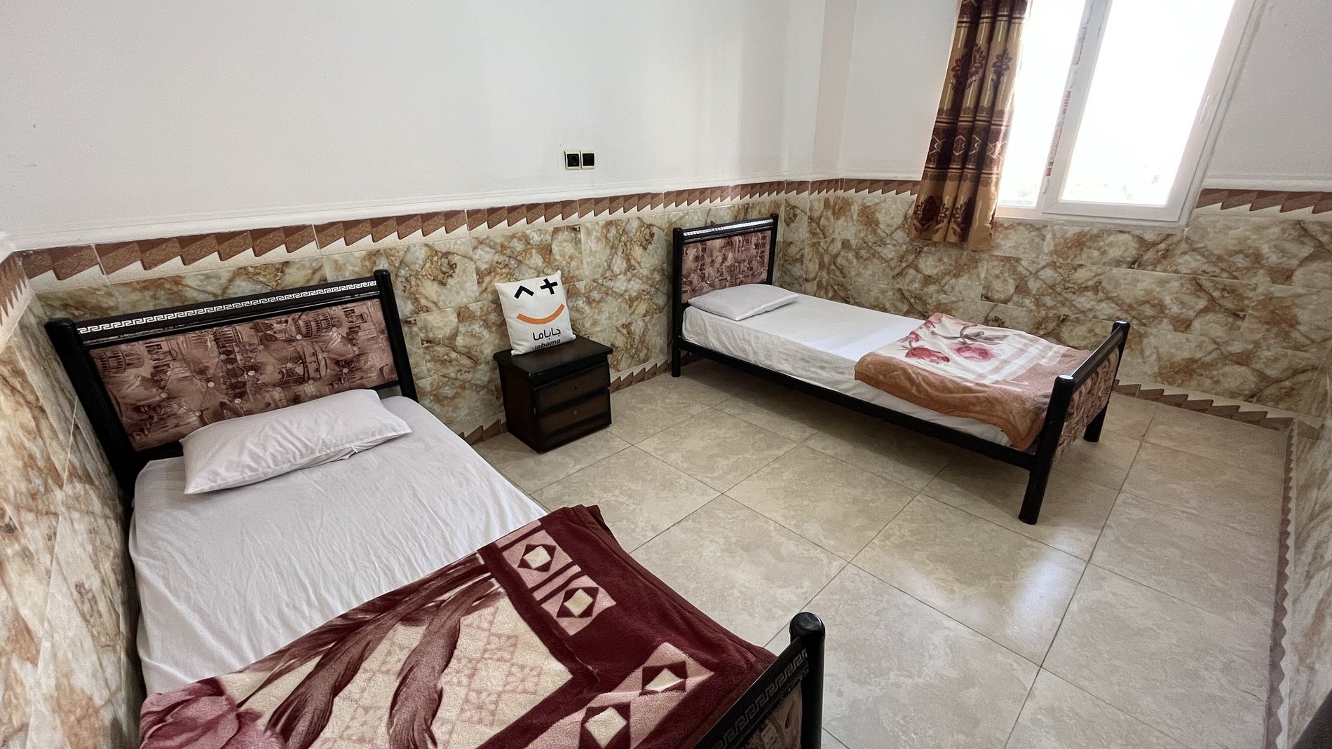 آپارتمان دوخوابه عرفان - واحد 4