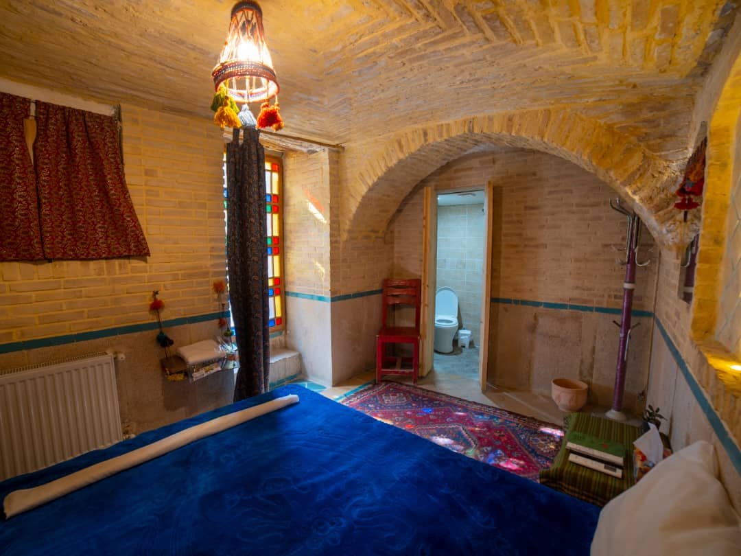 بومگردی هفت رنگ - واحد دابل همکف